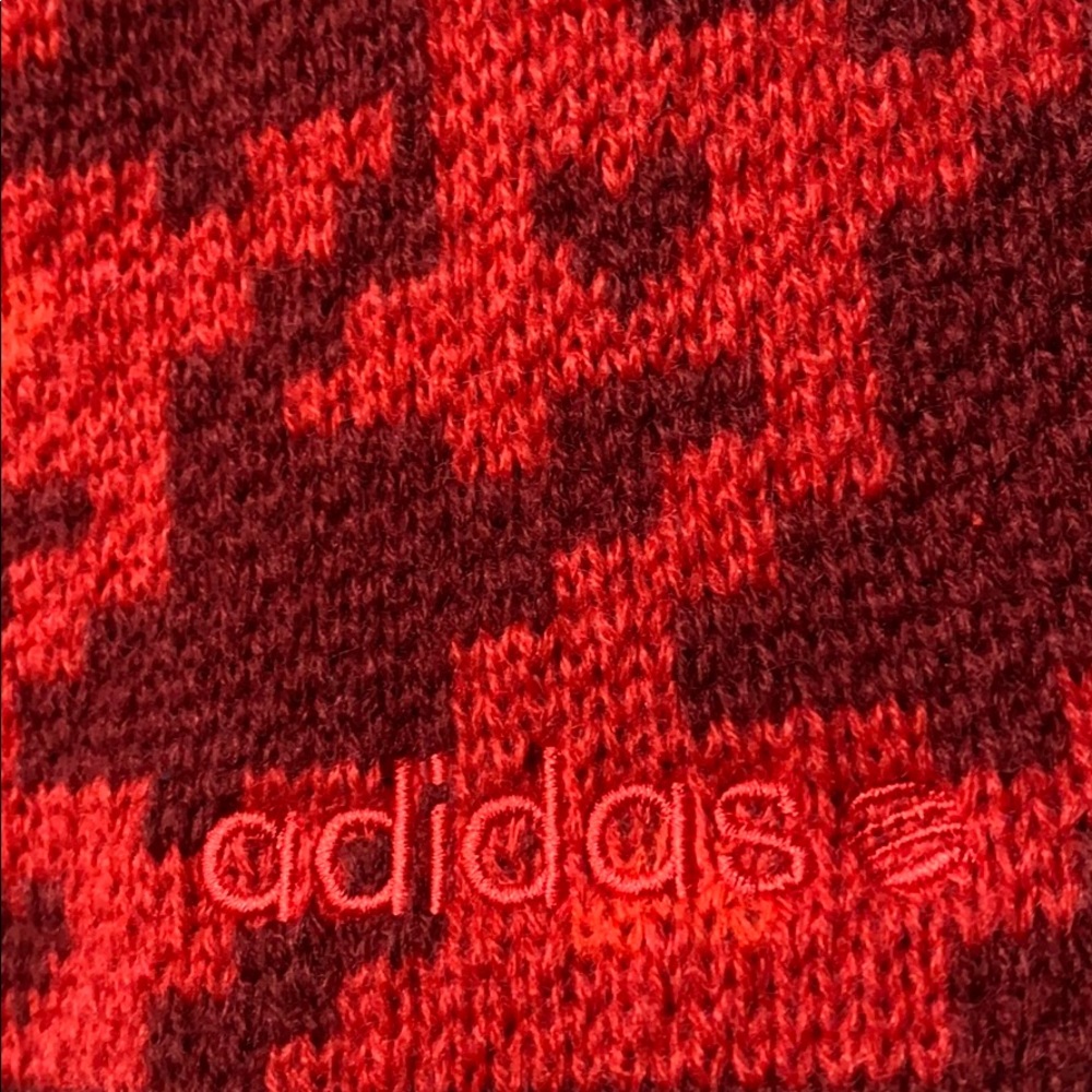 Adidas scarf - Picture 3 of 3